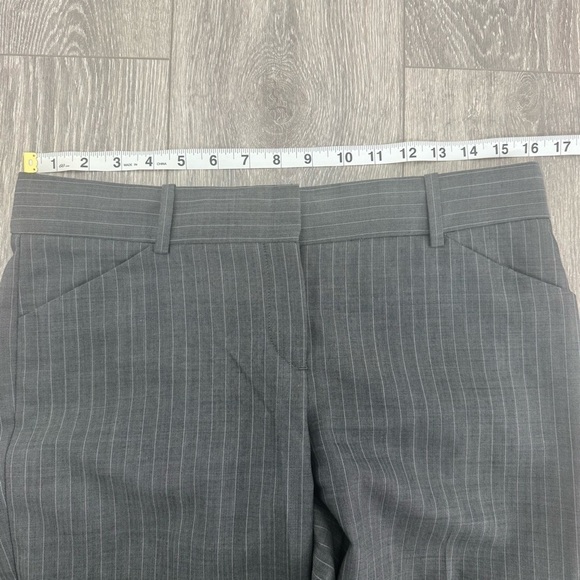 Theory Max C Tailor Wide Leg Flare Grey Pinstripe Pants Trousers Size 6 EUC - Picture 8 of 12